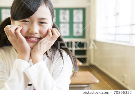 小學學生形象 小學學生形象 70896333