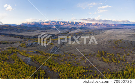 Kurai Steppe and Kurai Ridge. Altai Mountains, Russia Kurai Steppe and Kurai Ridge. Altai Mountains, Russia 70900726