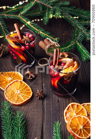 Christmas mulled wine 70900860