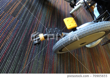 wheelchair wheelchair 70905655