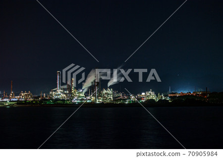 Shunan Factory at dusk Night view Night glitter Shunan Factory at dusk Night view Night glitter 70905984