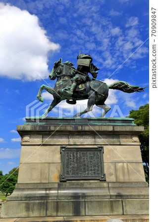 東京徒步，皇宮外苑，正成正立雕像 70909847