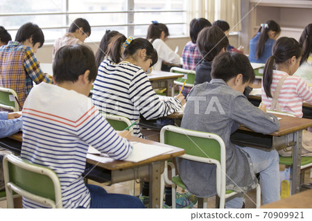 小學班 小學班 70909921
