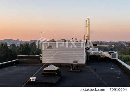 Chimney on the roof 70910094