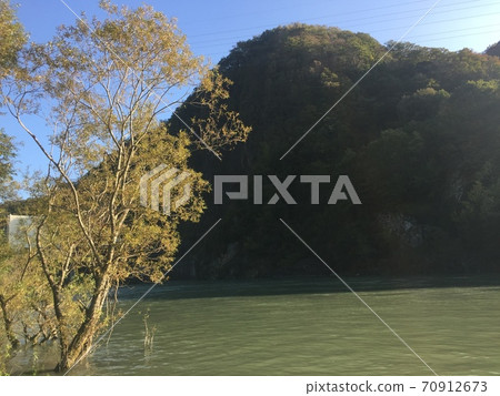 大壩湖秋色北海道 大壩湖秋色北海道 70912673