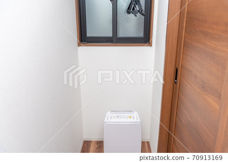 Dehumidifier and hanger 70913169