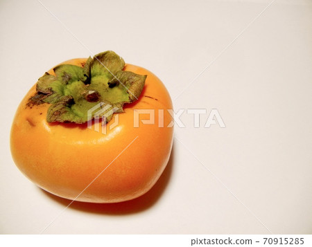 1 persimmon 1 persimmon 70915285