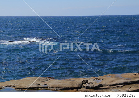 Scenery of Senjojiki, a scenic spot in Nanki Shirahama 70928283