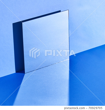 Still life space with a mirror and hard light 70929705