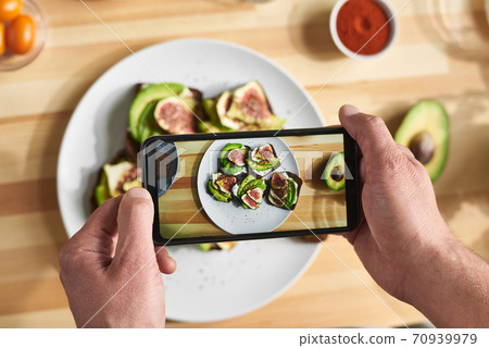 Photo of sandwiches on the plate 70939979