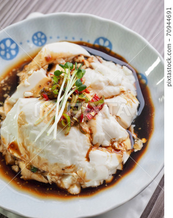 亞洲食品軟豆腐和醬油 70944691