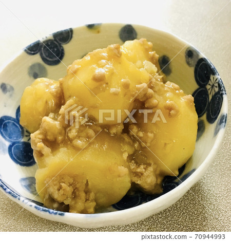 燉土豆 70944993