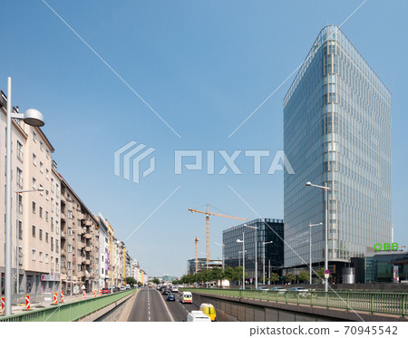 Modern buildings near the main railway station of Vienna 70945542