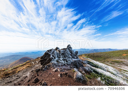 栗駒山山嶺山脊線霧冰Tenguiwa 70946806