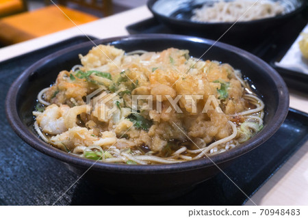 天然蝦仁炒麵 70948483