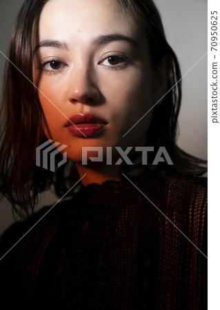 女仕女肖像 女仕女肖像 70950625