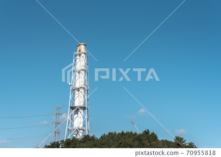 火力發電廠的煙囪 火力發電廠的煙囪 70955818