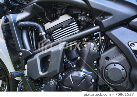 Uncleaned bike engine up 70961537