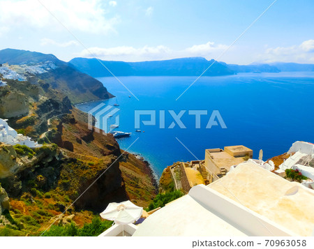 View to the sea from Oia village of Santorini island in Greece 70963058