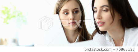 Bossy corporation leader Bossy corporation leader 70965153