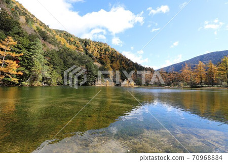 Kamikochi秋葉 70968884