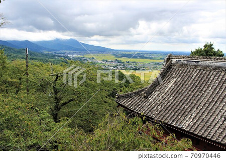 Amabiki Kannon Main Hall and Mt. Tsukuba 70970446