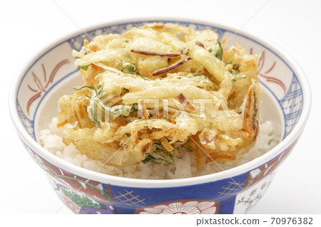 Kakiage bowl, Kakiage tendon 70976382