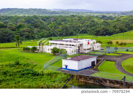 View of Panama Canal from cruise ship View of Panama Canal from cruise ship 70978294