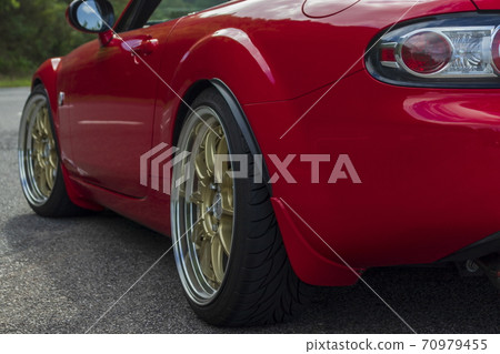 紅車 紅車 70979455