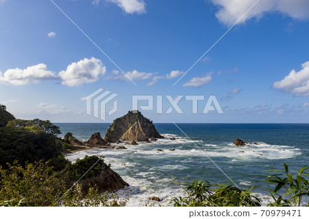 山陰地質公園白原海岸油菜五島 70979471