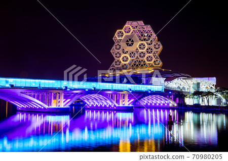 臺灣高雄海洋流行音樂中心Taiwan Kaohsiung Pop Music Center 70980205