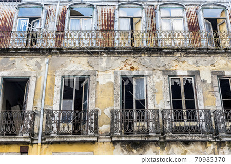 Abandoned dilapidated house in Lisbon, Portugal Abandoned dilapidated house in Lisbon, Portugal 70985370