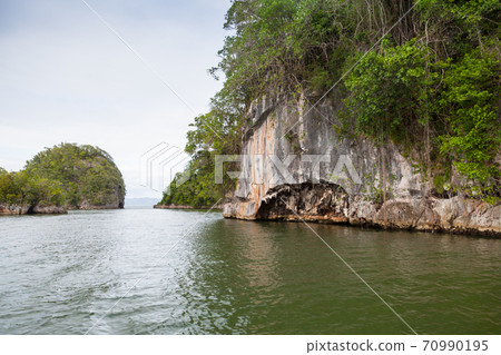 Landscape of Samana bay with rocky islands 70990195