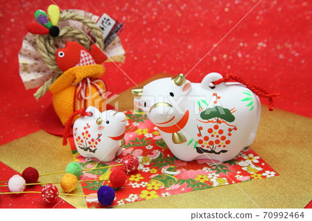 New Year's card material red back greeting spring side New Year's card material red back greeting spring side 70992464