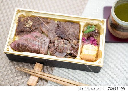 日本牛肉午餐 70993499