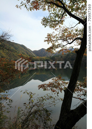 Scenery of Lake Shibire Scenery of Lake Shibire 70997369