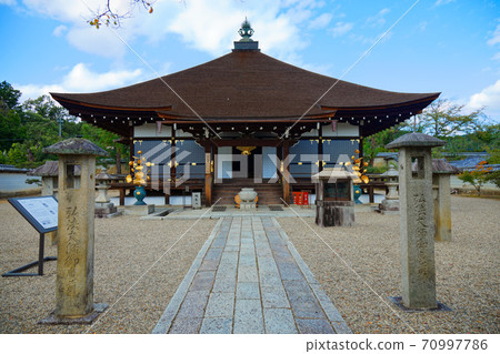 Ninna-ji Temple 70997786