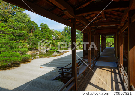 Ninna-ji Temple Shinden and North Garden 70997821