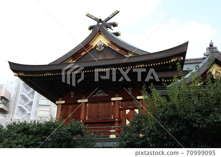 Yushima Tenman-myeon 70999095