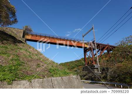Stand River Bridge (Old) 70999220