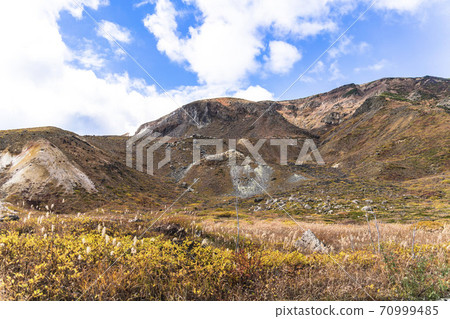Autumn Bandai-Azuma Skyline Scenery Autumn Leaves Fukushima City, Fukushima Prefecture Autumn Bandai-Azuma Skyline Scenery Autumn Leaves Fukushima City, Fukushima Prefecture 70999485