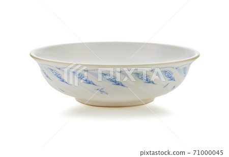 Old white bowl on white background Old white bowl on white background 71000045