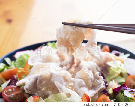 冷涮沙拉 71001263