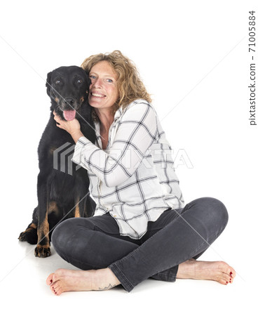 beauceron and woman 71005884