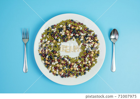 Organic mixed Beans; Green, Black, Red, White and Chick pea on plate Organic mixed Beans; Green, Black, Red, White and Chick pea on plate 71007975
