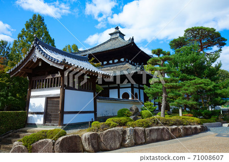 東福寺和宮殿鐘樓 71008607