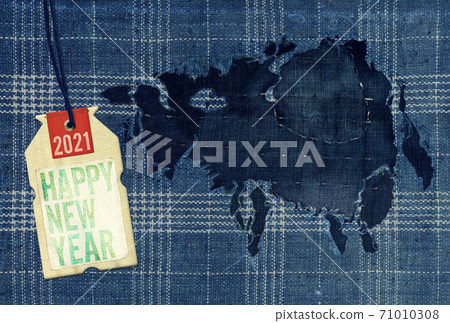 歲的圖像用破布，老式的格子圖案繪製 71010308