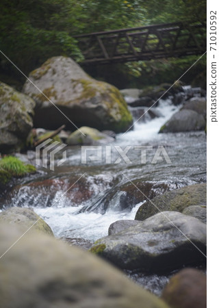 Dragon waterfall 71010592