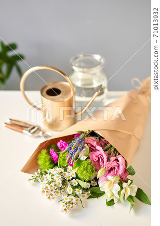 Bouquet 007, step by step installation of flowers in a vase. Flowers bunch, set for home. Fresh cut flowers for decoration home. European floral shop. Delivery fresh cut flower. Bouquet 007, step by step installation of flowers in a vase. Flowers bunch, set for home. Fresh cut flowers for decoration home. European floral shop. Delivery fresh cut flower. 71013932