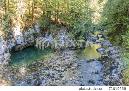 Discovery trail of Biel and the blue hole, Morez in the Jura 71019666
